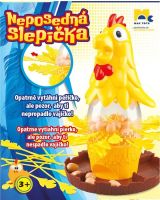 Neposedná slepička - SKLADEM Neposedná slepička - SKLADEM