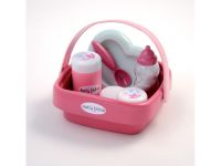 Baby nursery košík s lahví