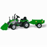 Traktor s přední lžící a vozíkem Traktor s přední lžící a vozíkem